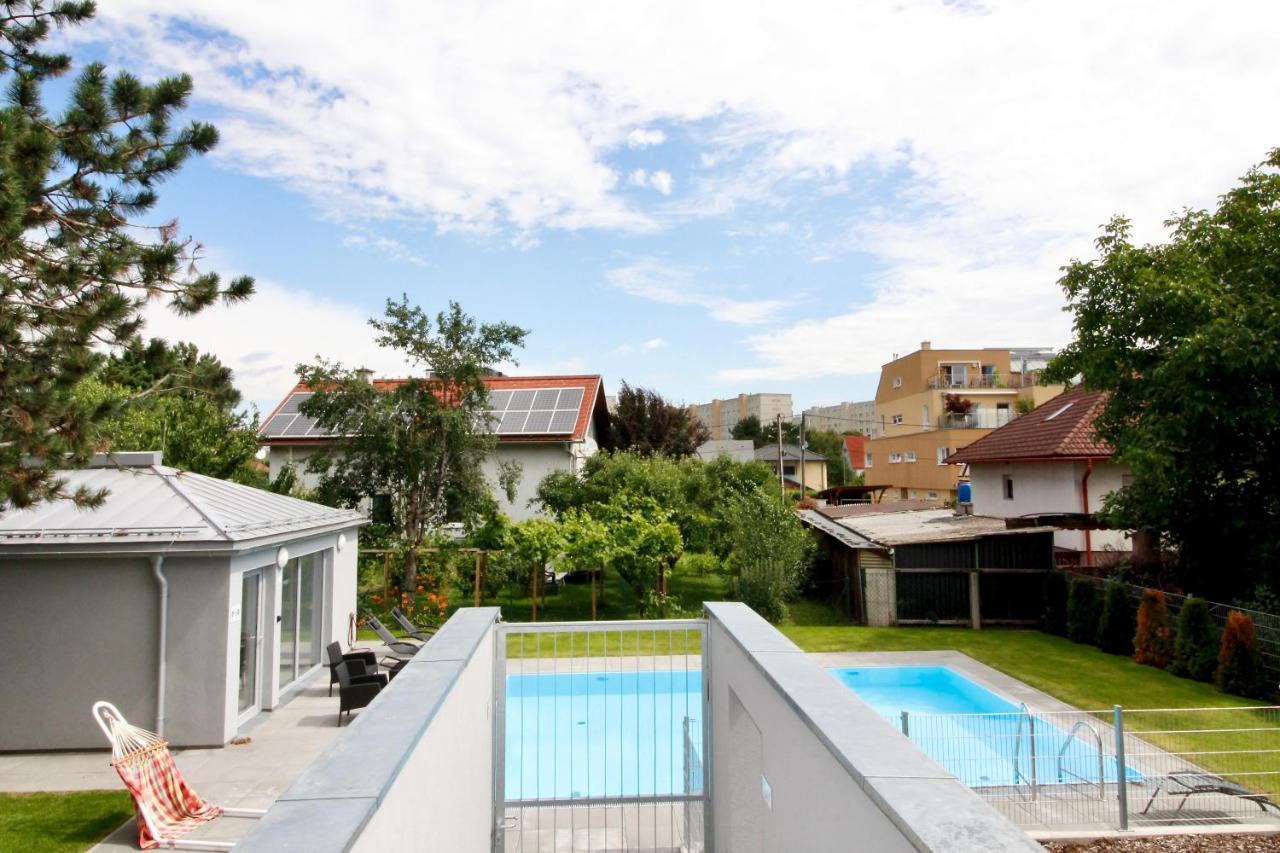 Modern Balcony Apartment With Pool Close To Lake In "Donaustadt" Viyana Dış mekan fotoğraf